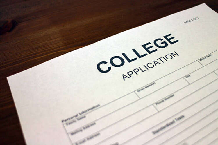 6 College Application Tips That You Must Know