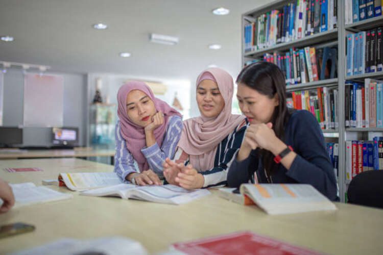 Pros and Cons of Studying in Kuala Lumpur